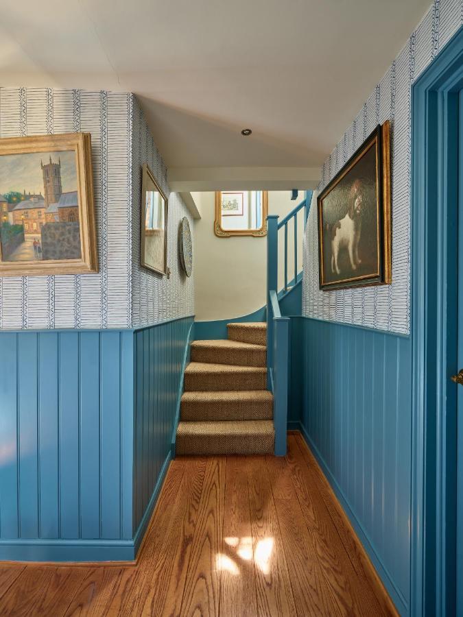 Townhouse Suites- Abbey Row Malmesbury Eksteriør billede